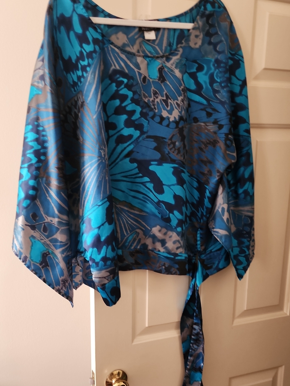 Women's Blue Printed Tie-Hem Blouse